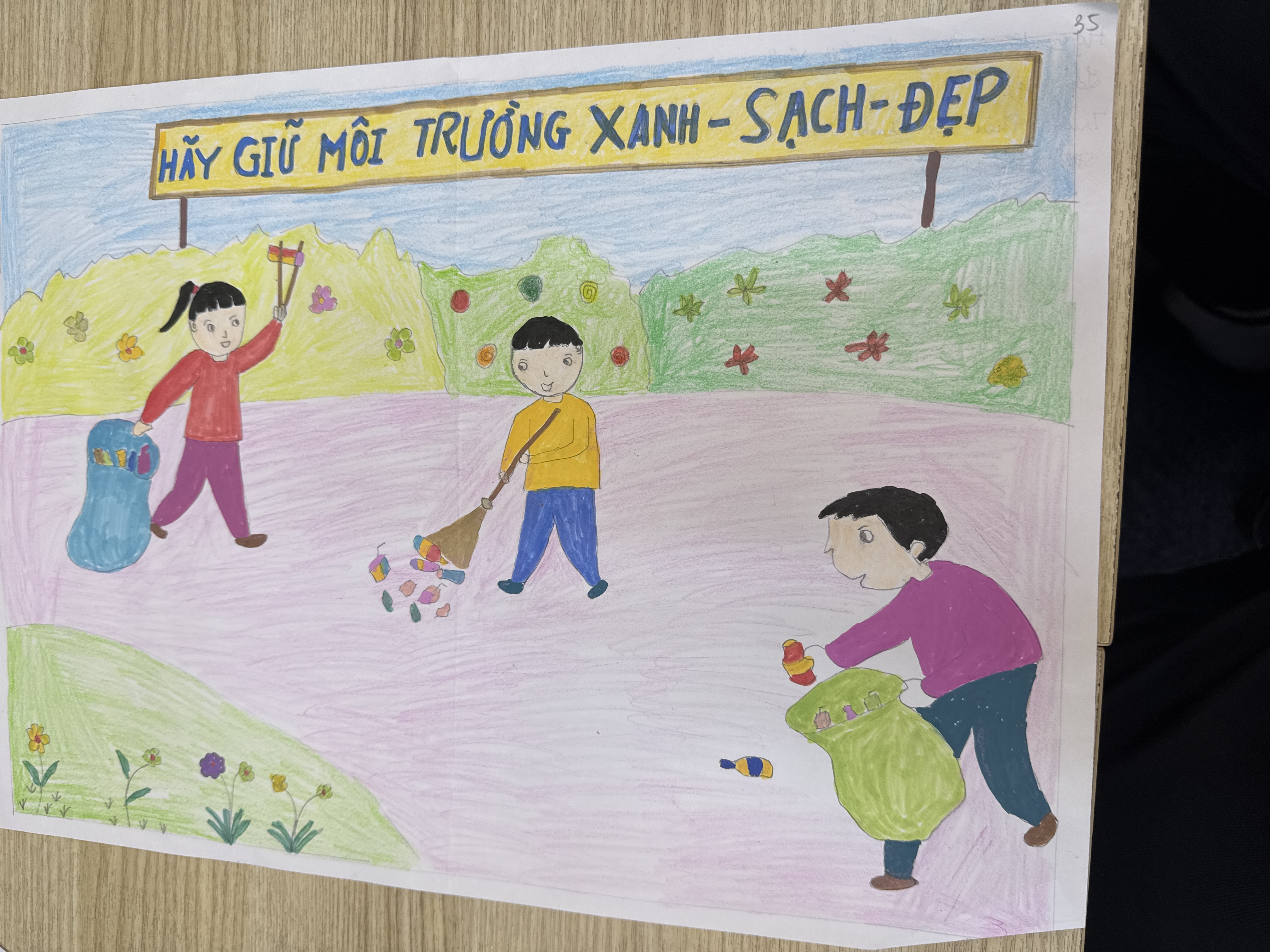 35. Phùng Lê Nhật Minh